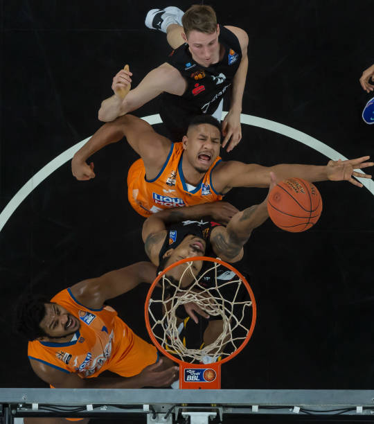 跳投结合的 跳投结合的