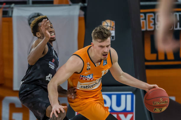 强的对手 强的对手